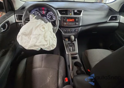 2017 Nissan Sentra S z USA, uszkodzony, nr VIN 3N1AB7AP5HY203487